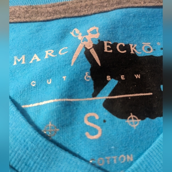 Marc Ecko Black Bridge T-shirt 🖤 💙 - Picture 3 of 3